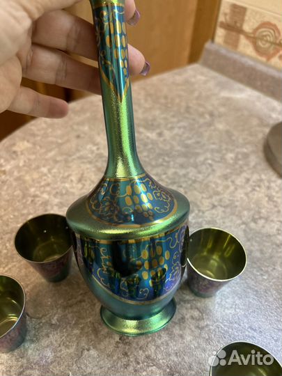 Графин с рюмками из цветного циркония