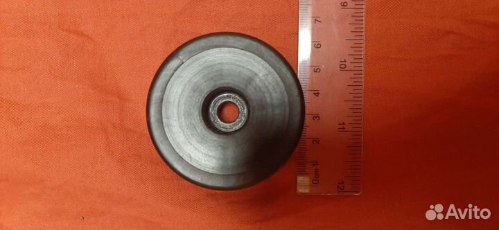 Ролик для тренажеров рокет
