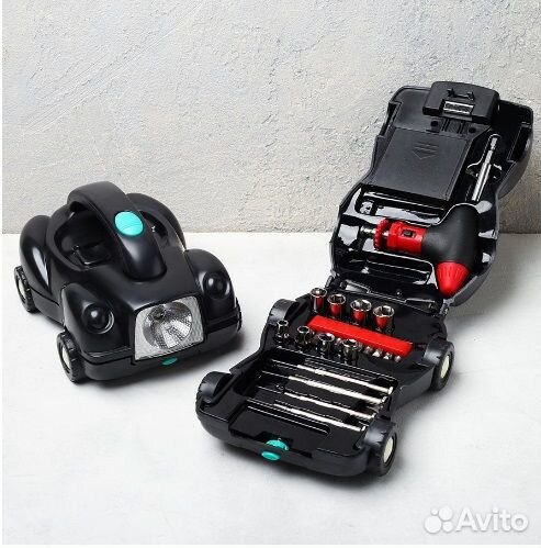 Новый набор инструментов для водителя с фонарем