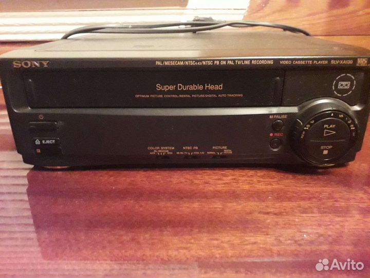 Видеомагнитофон