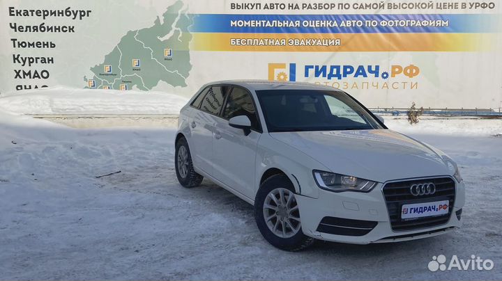 Трубка кондиционера Audi A3 (8V) 5Q0816721K