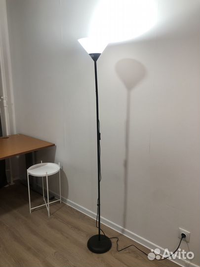 Торшер напольный