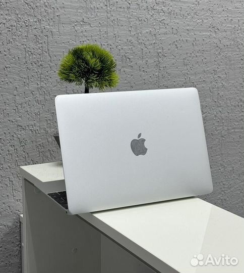 Macbook 12 retina 2015 m3/8/256gb