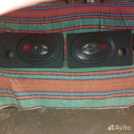 Комплект музыки в авто (колонки + усилитель)