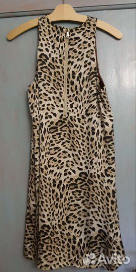 Платье 50 размер на подкладке с карманами бу