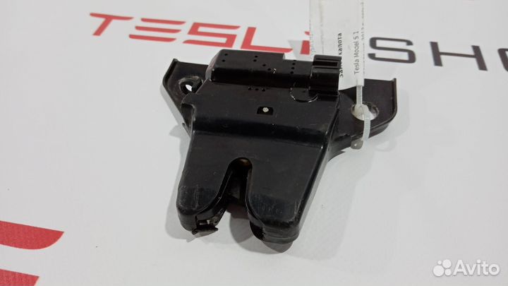 Замок капота Tesla Model S 2012 6006601-00-B