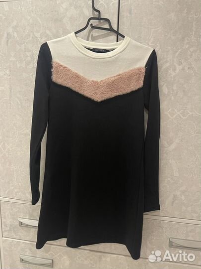 Трикотажное платье