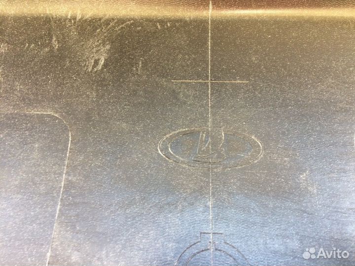 Лада Приора хетчбек задний бампер цвет серебристый