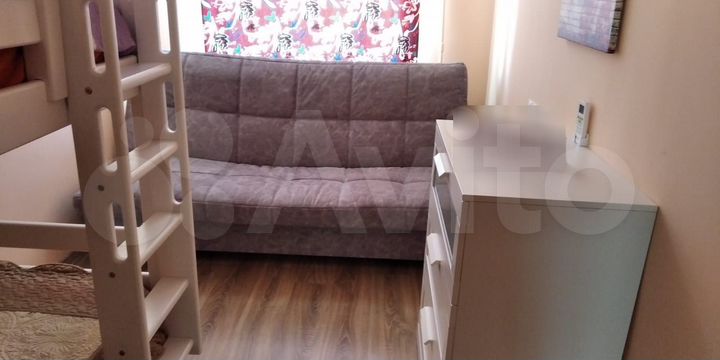 3-к. квартира, 80 м², 2/3 эт.