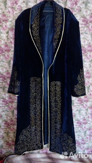 Мужской костюм - чапан и аккалпак