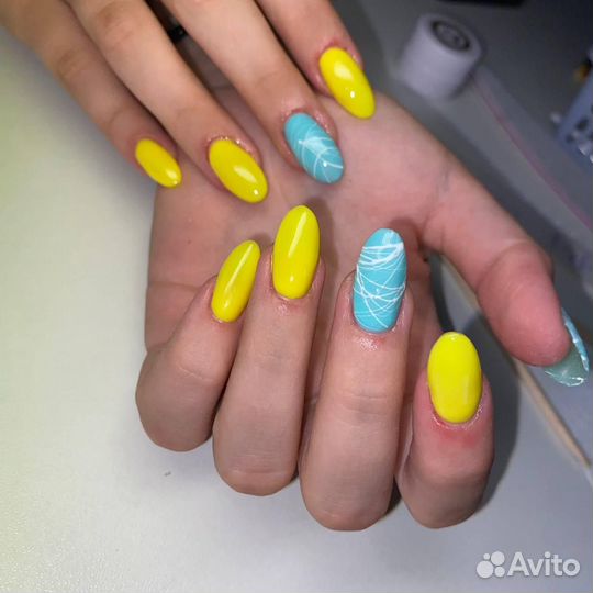 Мастер маникюра