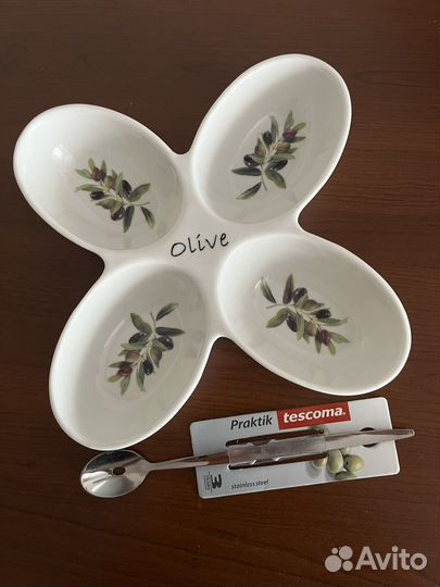 Менажница фарфоровая, новая