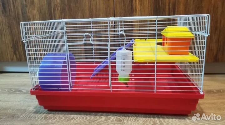 Клетка для хомяка,с домиком,поилкой,колесом