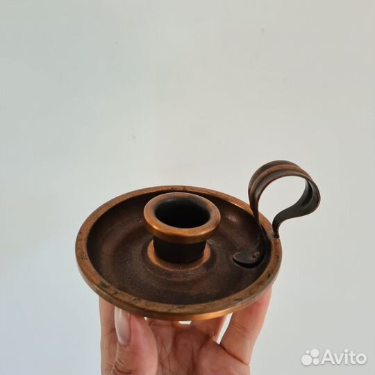 Подсвечник медный с ручкой винтаж