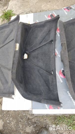 Обшивка крышки багажника w124 Mercedes Benz