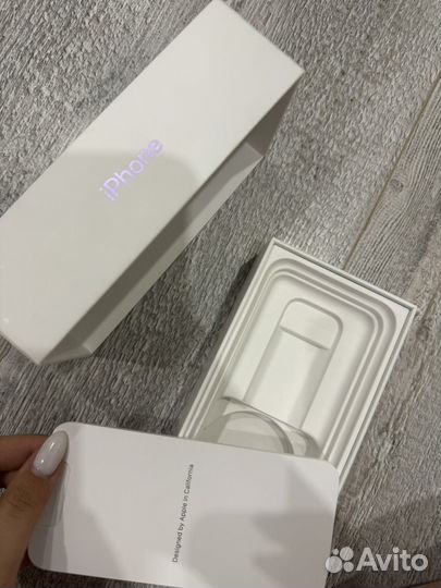 Коробка от iPhone 11
