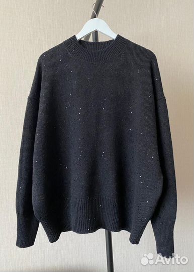 Свитер с пайетками