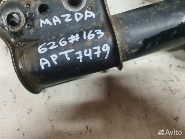 Стойки (передние) Mazda 626 седан 1997