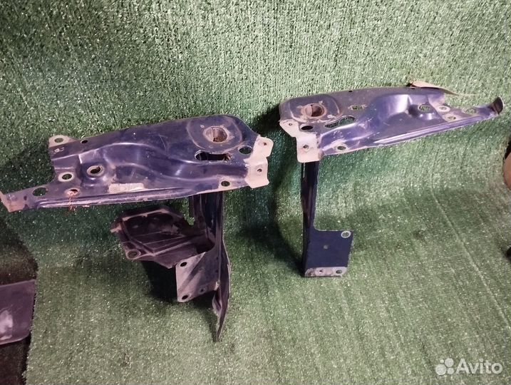 Части телевизора audi 80