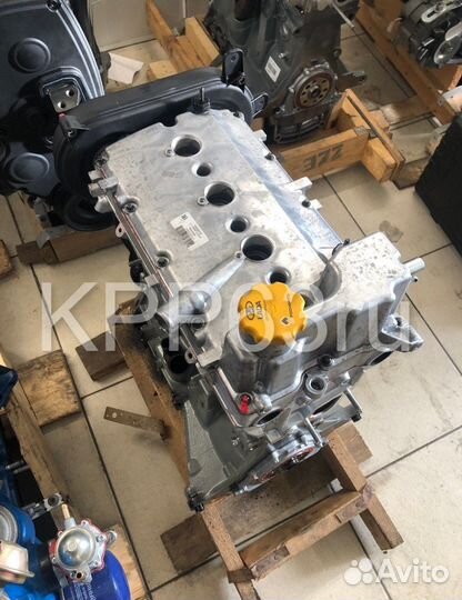 Двигатель Веста 21129 1,6