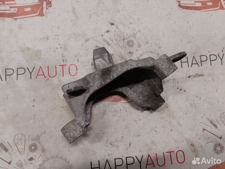 Кронштейн МКПП Renault Megane 3