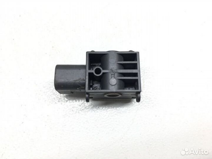 Датчик удара Land Rover Range Rover L322 5.0 2012