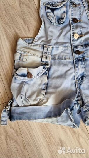 Джинсовый комбинезон шорты