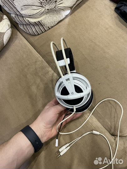 Наушники steelseries