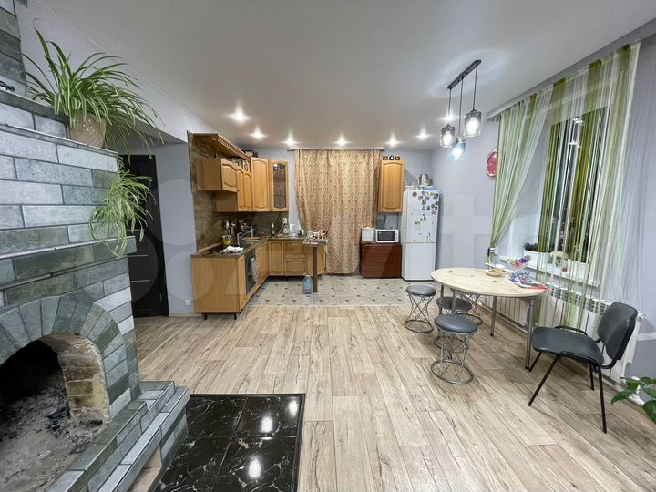 Дом 169,7 м² на участке 15 сот.