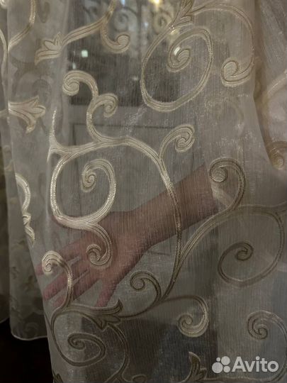 Шторы с ламбрекеном и тюль