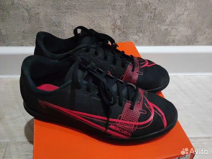 Бутсы футзальные