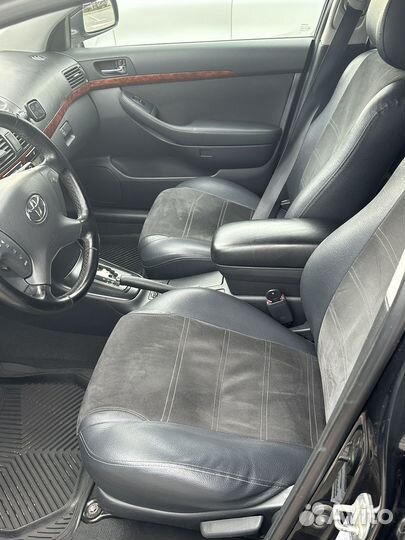 Toyota Avensis 2.0 AT, 2004, 163 000 км