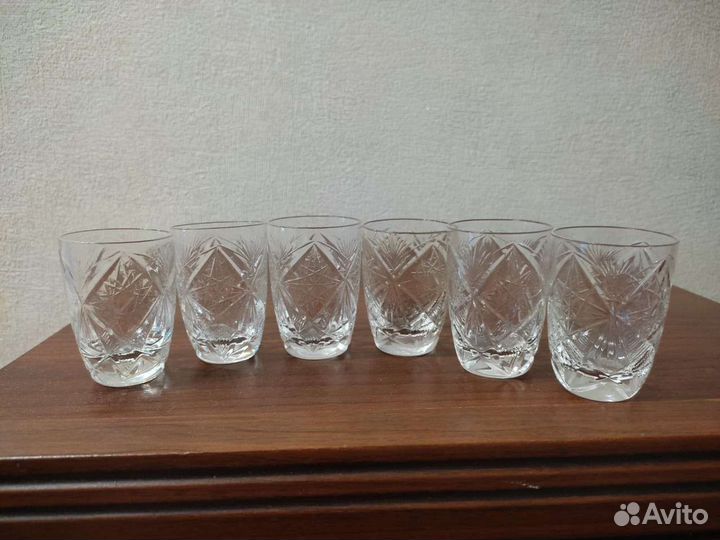 Стопки хрустальные, бокалы из стекла