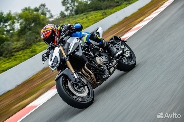 Мотоцикл QJ SRK 600 (2024г.)