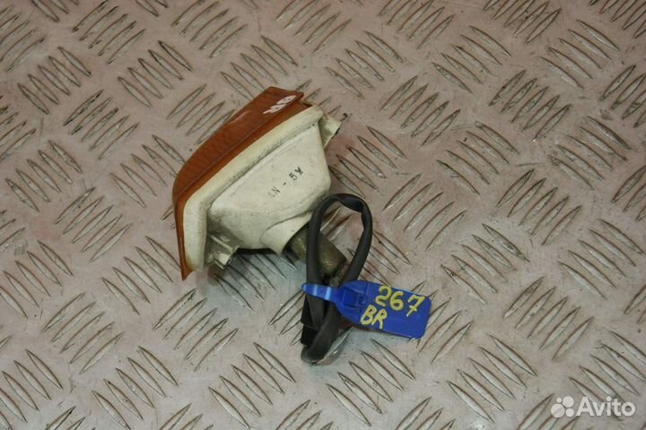 Поворотник задний правый Kawasaki ZZR400-1