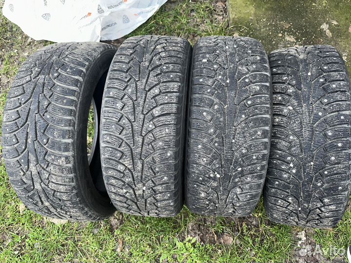 Nokian Tyres Hakkapeliitta 5 215/50 R17 95T