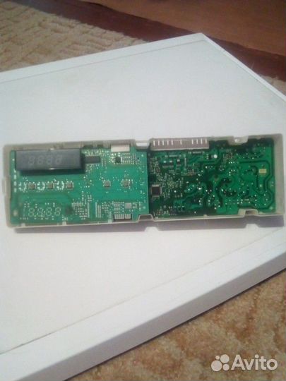 Продам блок управления б/у от стиралки bosch