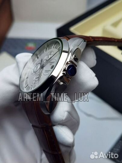 Tissot Мужские часы на коричневом ремешке