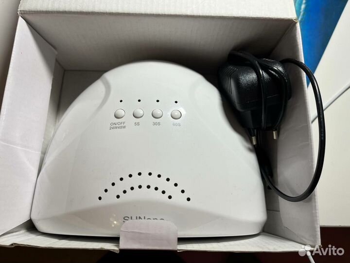 Лампа для сушки ногтей