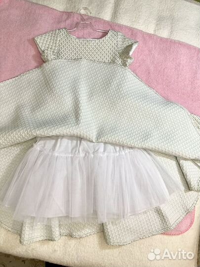 Нарядное платье для девочки 140р Angelokids
