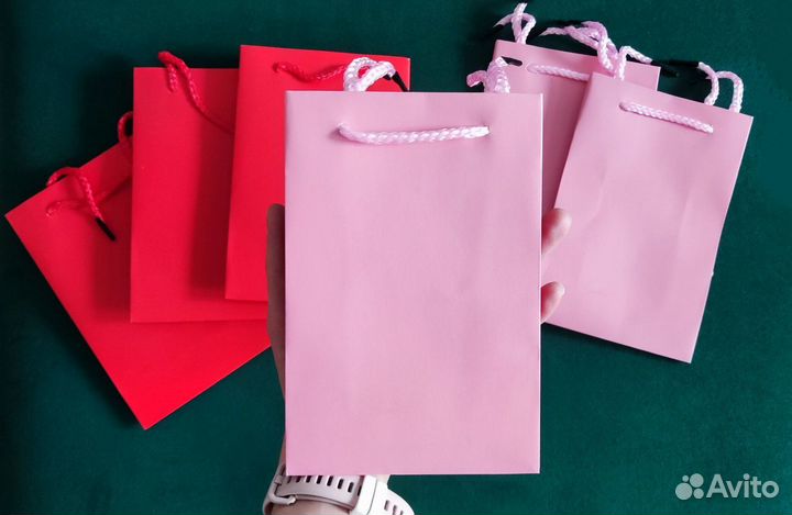 Бумажные пакеты. Цена за 4 шт