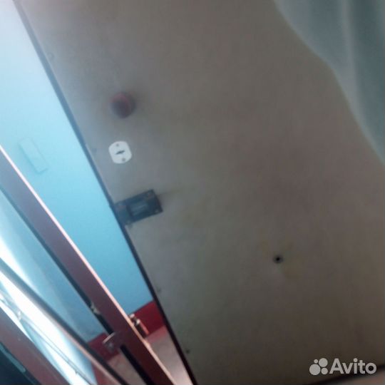 Дверь входная металлическая бу