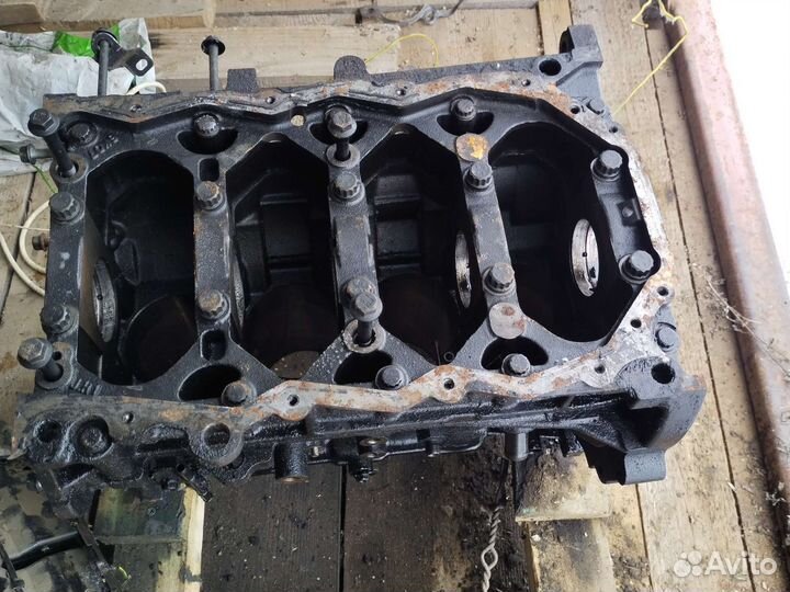 Двигатель в разбор