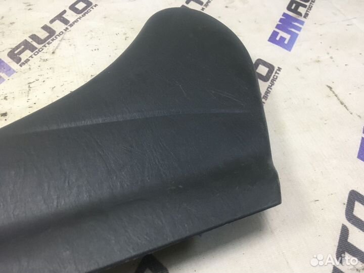 Накладка переднего левого сиденья Форд Фокус 1