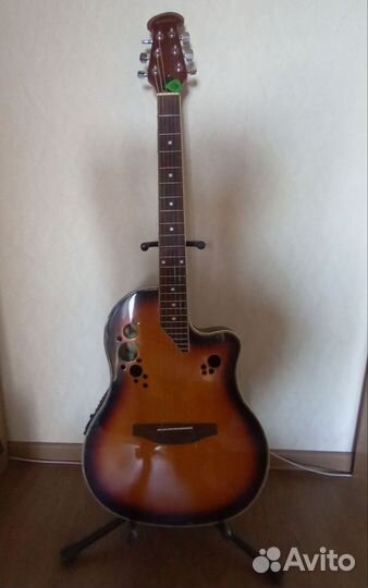 Полуакустическая гитара Martinez