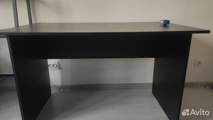 Компьютерный стол новый