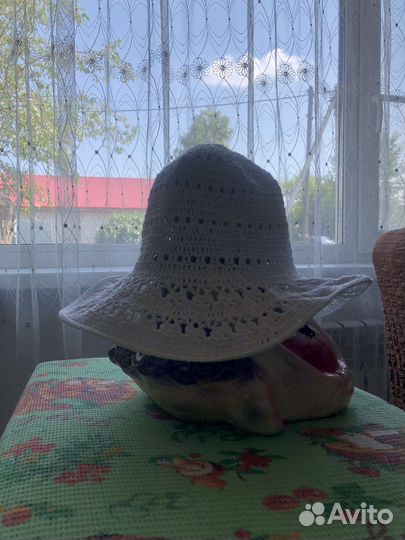 Шляпа вязаная
