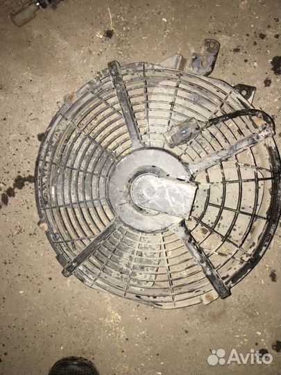 Вентилятор радиатора Lexus 400 LS кузов 10