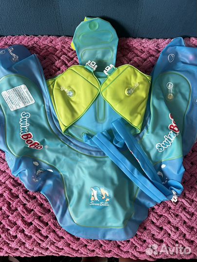 Надувной круг для плавания с козырьком