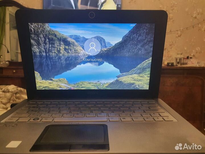 Нетбук Sony vaio